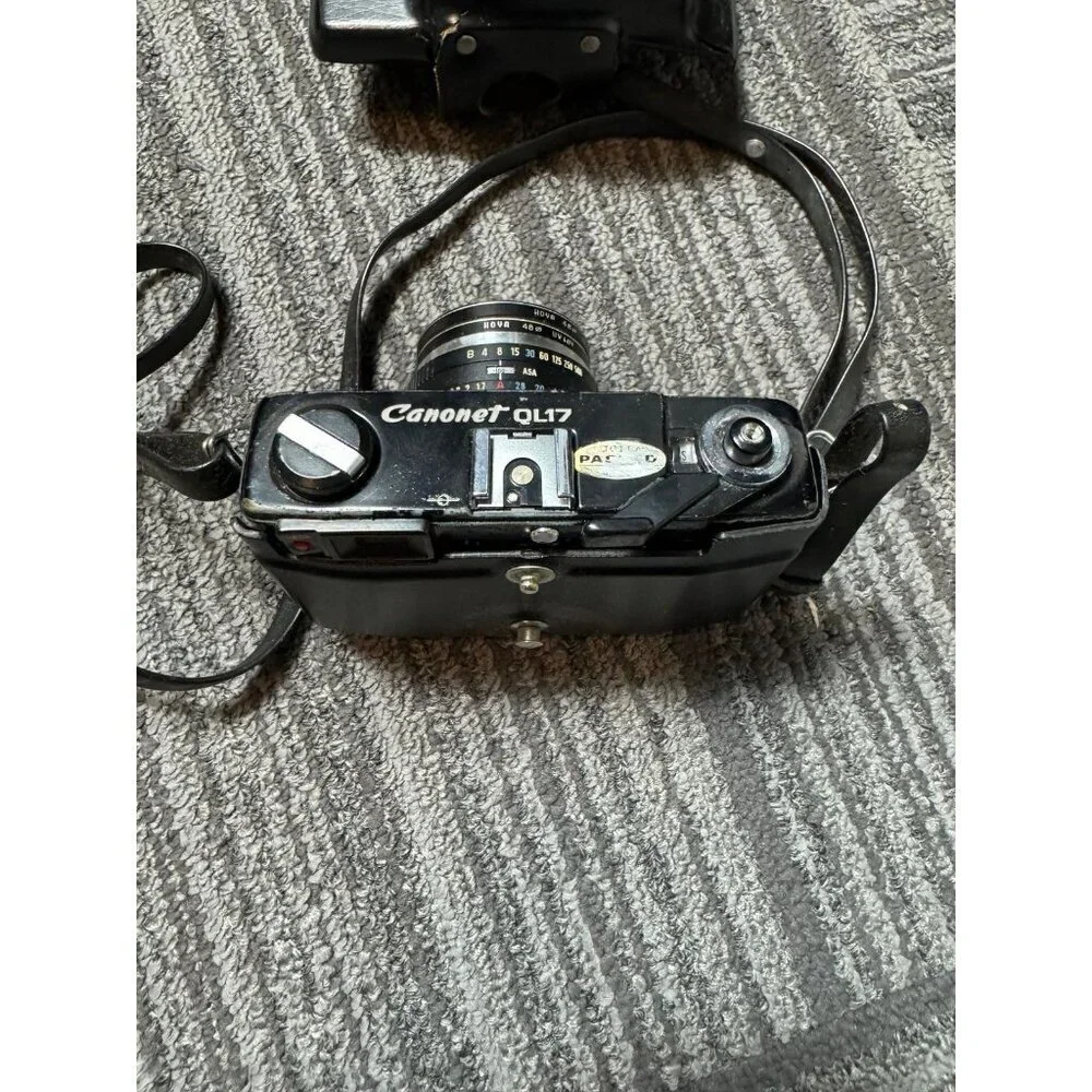 Canon Canonet QL17 GIII, a 35mm film rangefinder camera